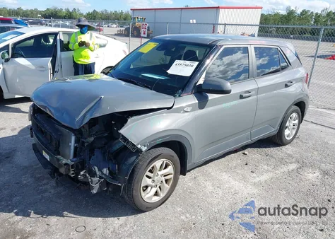 2021 Hyundai Venue Se from USA, damaged, VIN KMHRB8A32MU109370